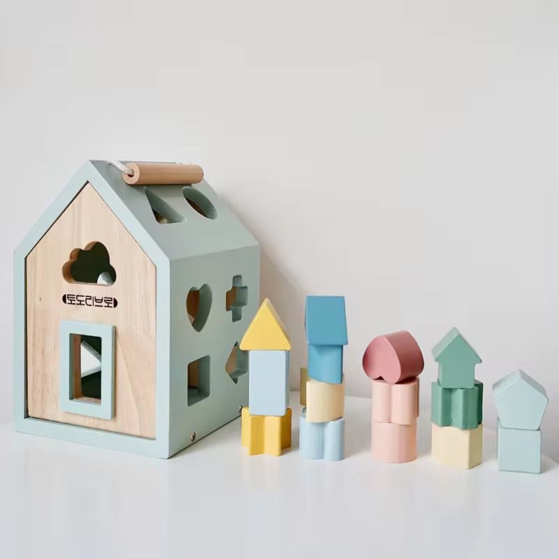 Căsuță Sortator de Forme din Lemn - Jucărie Educativă Montessori